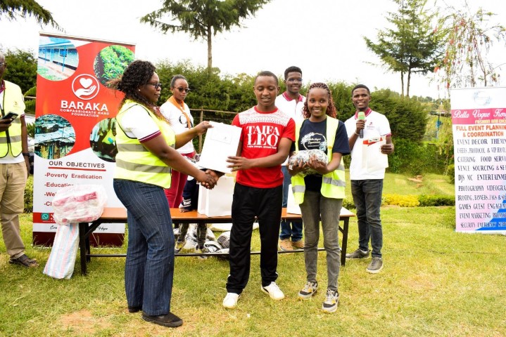 Children showing their gifts